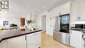 19 HEANEY COURT | Aurora Ontario | Slide Image Seventeen