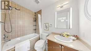 19 HEANEY COURT | Aurora Ontario | Slide Image Thirty-two