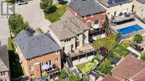 19 HEANEY COURT | Aurora Ontario | Slide Image Fifty