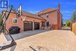 193 CODSELL AVENUE | Toronto Ontario | Slide Image Eight