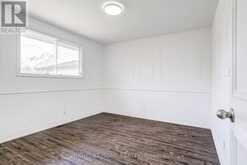 17 TOULON CRESCENT | London Ontario | Slide Image Nine