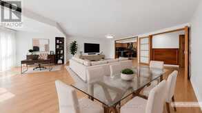 208 - 5 WELDRICK ROAD W | Richmond Hill Ontario | Slide Image Twenty-one