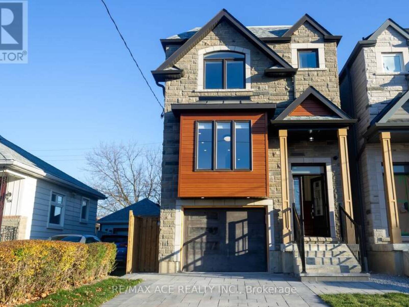 229B MCINTOSH STREET, Toronto, Ontario M1N 3Z2