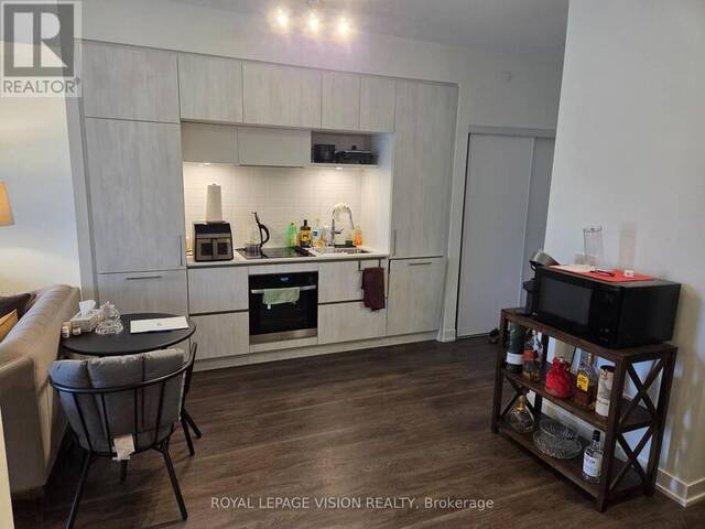 217 - 6 DAVID EYER ROAD Richmond Hill Ontario, L4S 0N5 - 2 Bedrooms Condo For Sale