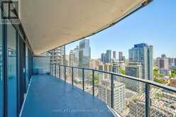 2502 - 11 WELLESLEY STREET W | Toronto Ontario | Slide Image Sixteen