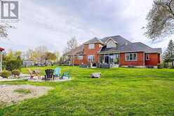 49 RED OAK CRESCENT | Oro-Medonte Ontario | Slide Image Four
