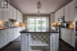 6737 CULP STREET | Niagara Falls Ontario | Slide Image Nine