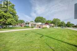 8968 BANTING AVENUE | Niagara Falls Ontario | Slide Image Twenty-eight