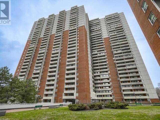 2614 - 1 MASSEY SQUARE Toronto Ontario, M4C 5L4 - 1 Bedroom Condo For Sale