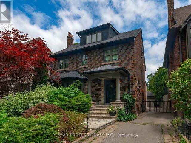 61 GRENVIEW BOULEVARD N Toronto Ontario, M8X 2K3 - 4 Bedrooms Home For Sale