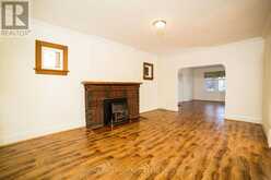 40 SNOWDON AVENUE | Toronto Ontario | Slide Image Five