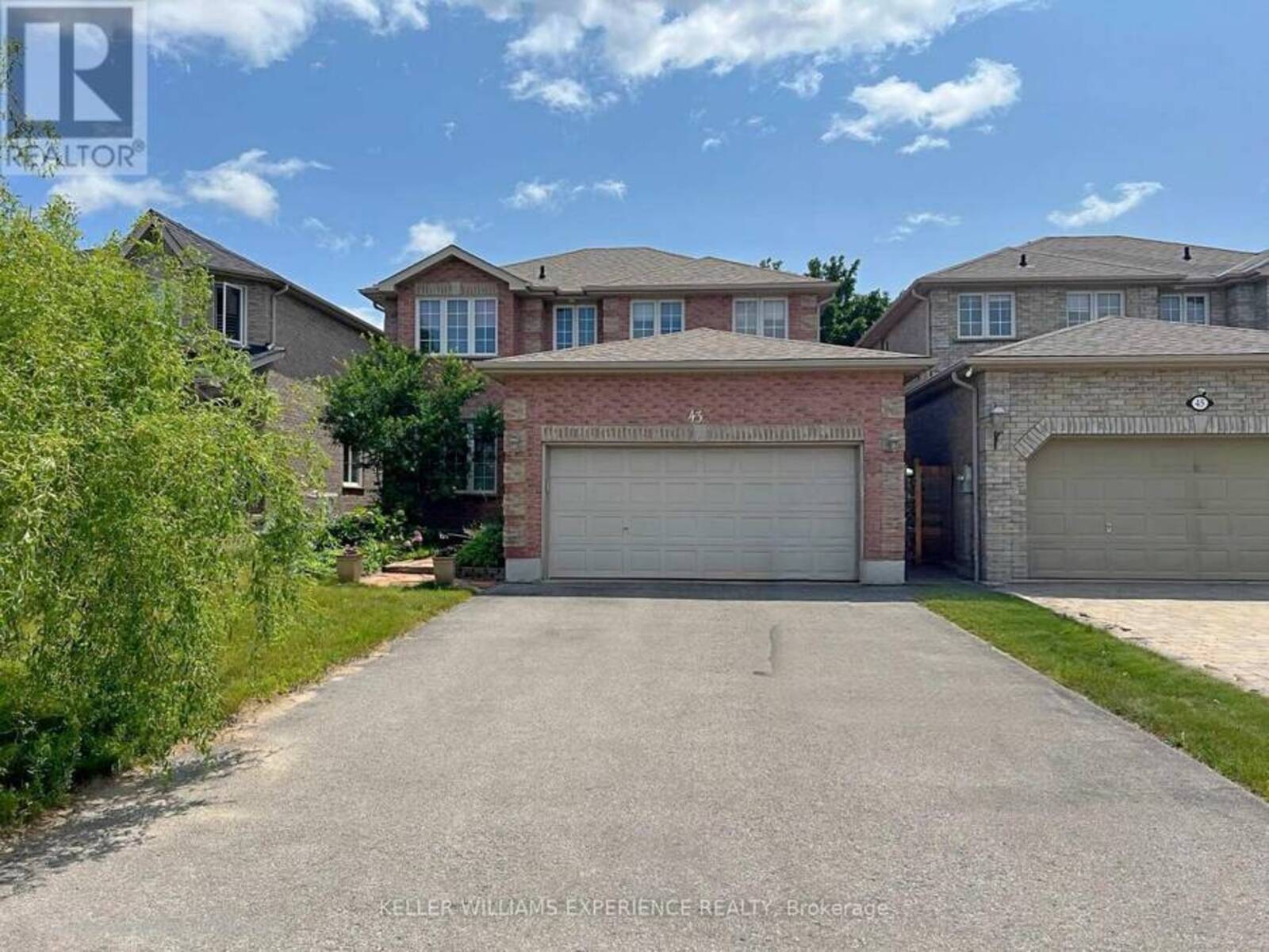 43 DUNNETT DRIVE, Barrie, Ontario L4N 0J7
