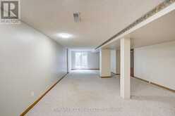 563 TARA HILL CIRCLE | Aurora Ontario | Slide Image Thirty-eight