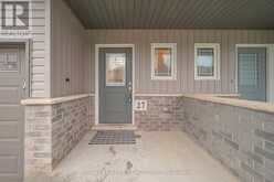 27 HARMONY WAY | Thorold Ontario | Slide Image Two