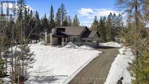 1007 KINGSRIDGE COURT | Huntsville Ontario | Slide Image Three