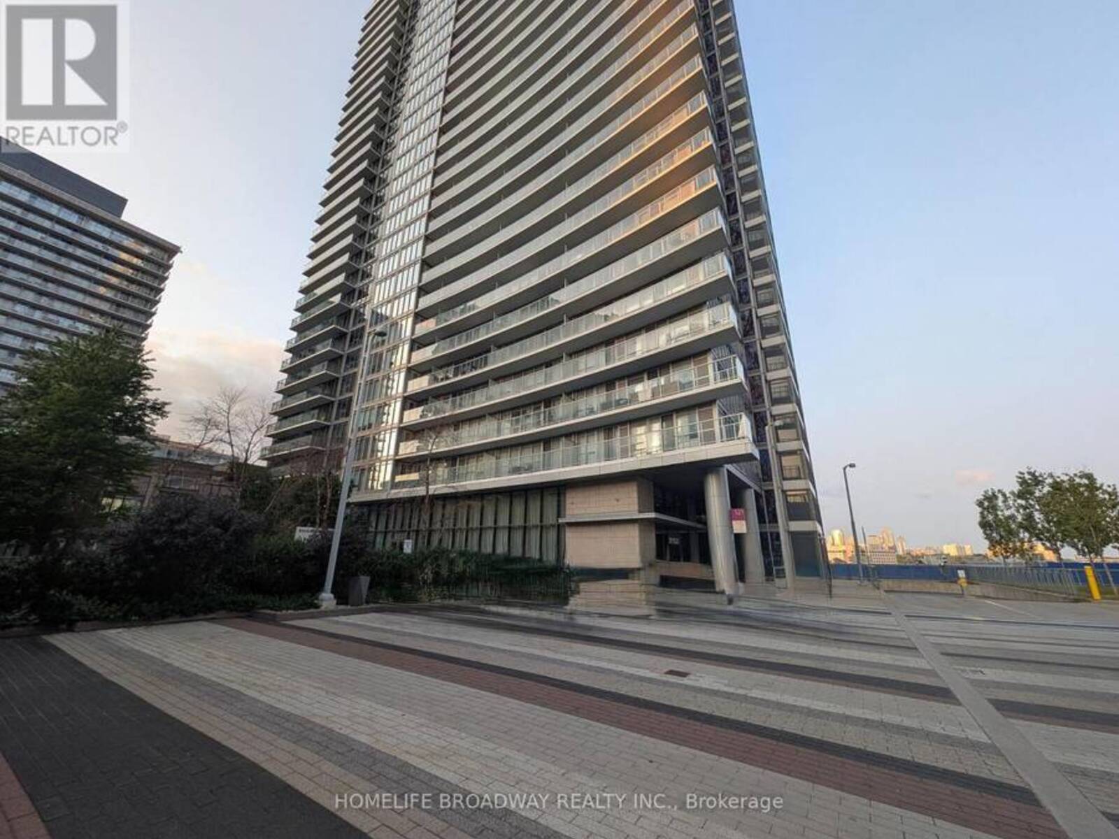 3609 - 121 MCMAHON DRIVE, Toronto, Ontario M2K 0C1