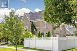 30 ALHART STREET | Richmond Hill Ontario | Slide Image Four