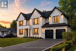 102 CUMMING COURT | Ancaster Ontario | Slide Image One