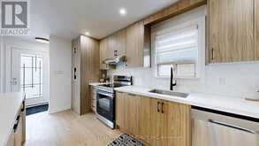 70 WEXFORD BOULEVARD | Toronto Ontario | Slide Image Nineteen
