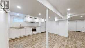 70 WEXFORD BOULEVARD | Toronto Ontario | Slide Image Thirty-seven