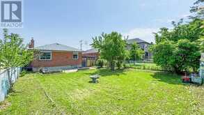 70 WEXFORD BOULEVARD | Toronto Ontario | Slide Image Forty-nine