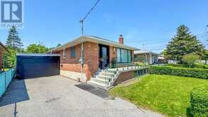 70 WEXFORD BOULEVARD | Toronto Ontario | Slide Image Four