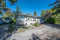 40 RIVERGLEN DRIVE | Georgina Ontario | Slide Image Five