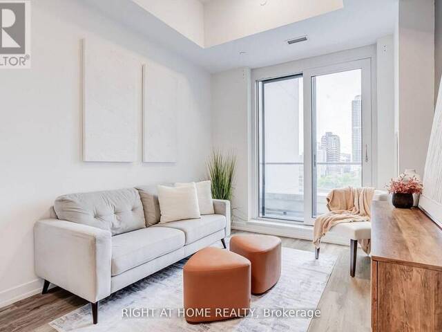 301 - 15 WELLINGTON STREET S Kitchener Ontario, N2G 0E4 - 2 Bedrooms Condo For Sale