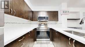 416 - 872 SHEPPARD AVENUE W | Toronto Ontario | Slide Image Eighteen