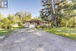 49 KLIMEK BOULEVARD | Georgina Ontario | Slide Image Two