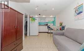 56 - 7500 GOREWAY DRIVE | Mississauga Ontario | Slide Image Twelve