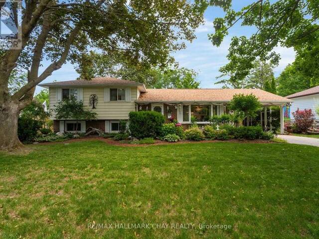 82 FOURTH STREET Orillia Ontario, L3V 4B8 - 3 Bedrooms Home For Sale