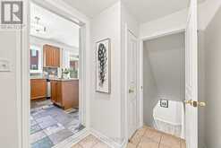 9 GRAND OAK DRIVE | Richmond Hill Ontario | Slide Image Eighteen