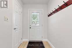 16 - 1 ROYALWOOD COURT | Hamilton Ontario | Slide Image Three