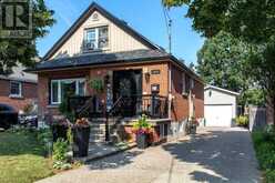 328 EAST 19TH STREET | Hamilton Ontario | Slide Image One