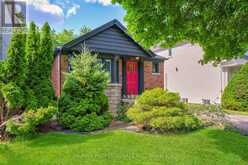 146 GOVERNMENT ROAD | Toronto Ontario | Slide Image Three