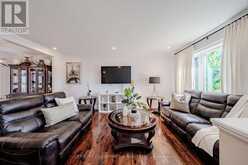 60 DORKING CRESCENT | Toronto Ontario | Slide Image Seven