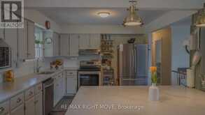 424 HOMEWOOD AVENUE | Orillia Ontario | Slide Image Fifteen