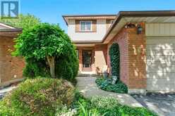 39 MEGNA COURT | Hamilton Ontario | Slide Image Three