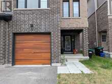 9 PUMPKIN CORNER CRESCENT | Barrie Ontario | Slide Image Two