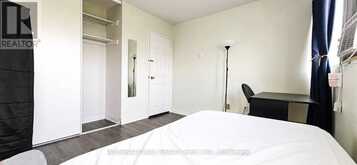 308 - 40 SUNNY GLENWAY | Toronto Ontario | Slide Image Twenty-three