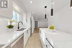 129 APPLEBY CRESCENT | Markham Ontario | Slide Image Ten