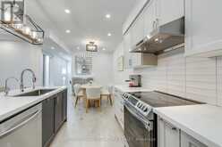 21 KOHN LANE | Markham Ontario | Slide Image Twelve