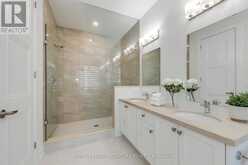 21 KOHN LANE | Markham Ontario | Slide Image Twenty-seven