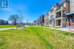 21 KOHN LANE | Markham Ontario | Slide Image Forty-eight
