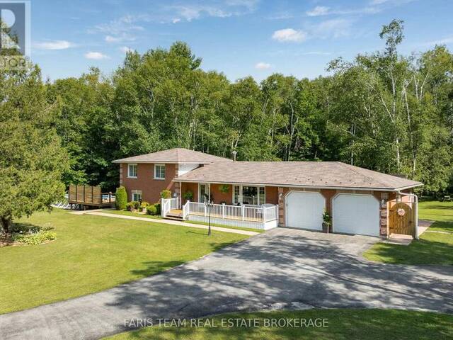 1765 FLOS ROAD 4 W Springwater Ontario, L0L 2K0 - 3 Bedrooms Home For Sale