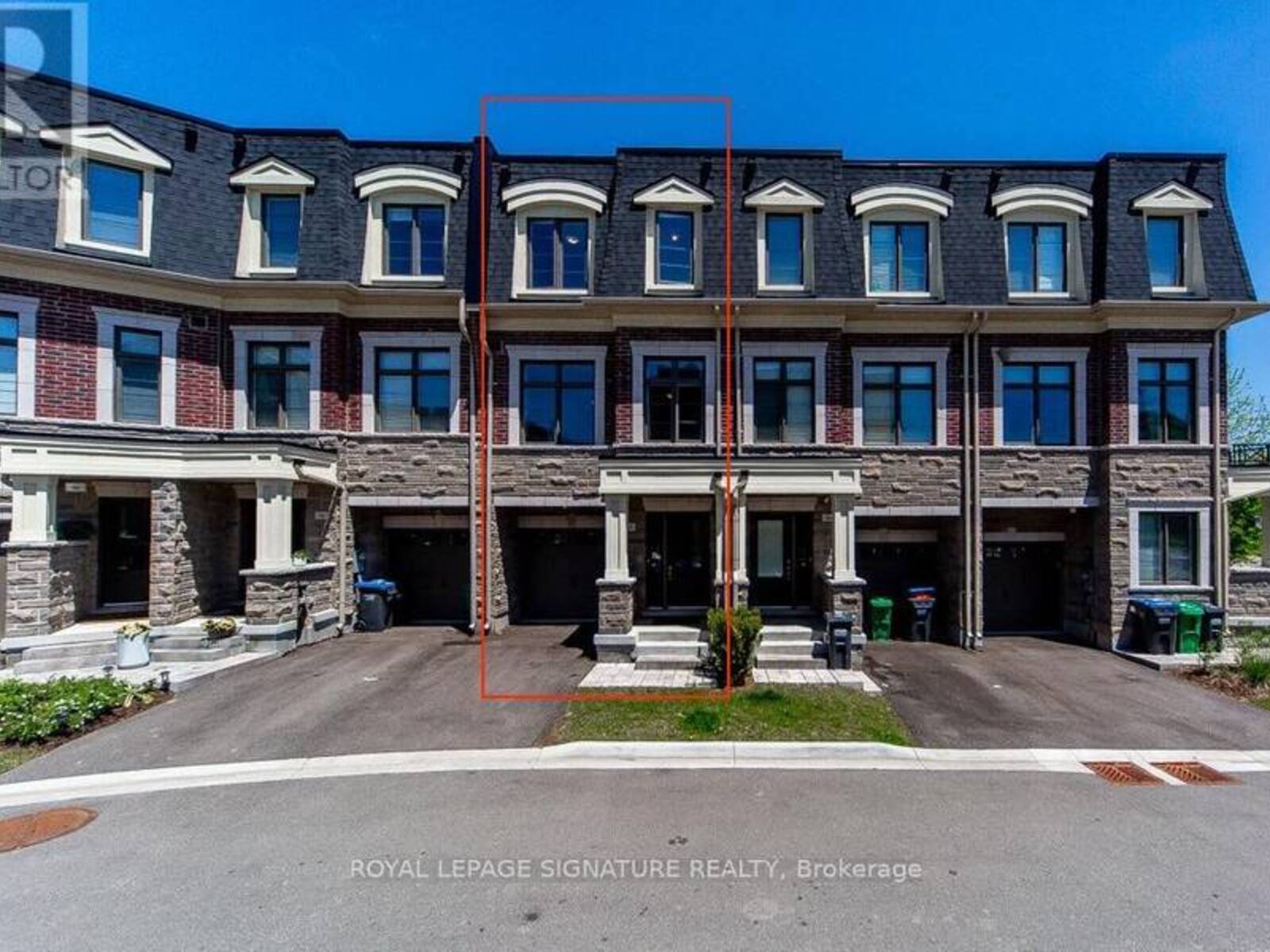 102 SALINA STREET, Mississauga, Ontario L5M 2S5