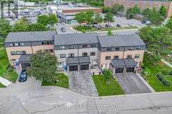 6 POPLAR CRESCENT | Aurora Ontario | Slide Image Forty-five
