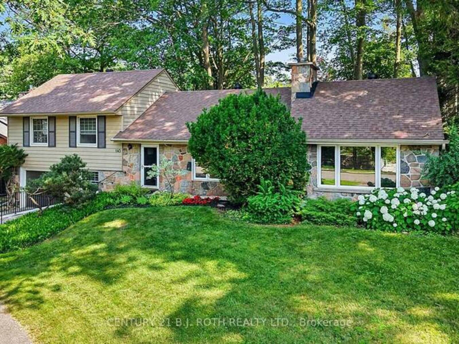 140 SHANTY BAY ROAD, Barrie, Ontario L4M 1E3