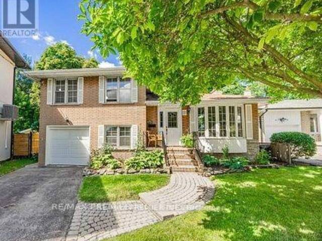 21 HALBADIER PLACE Toronto Ontario, M9B 2H4 - 4 Bedrooms Home For Sale